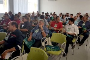 HORTIFRUTI/CEPEA: Pesquisadora da HF Brasil participa de fórum sobre mangicultura